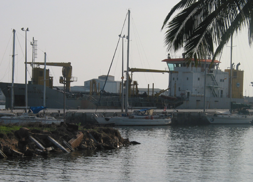 Callisto moored to the Clinker pier