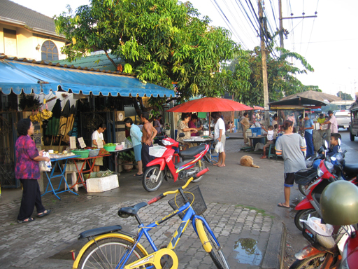 The morning market near Boat Lagoon
